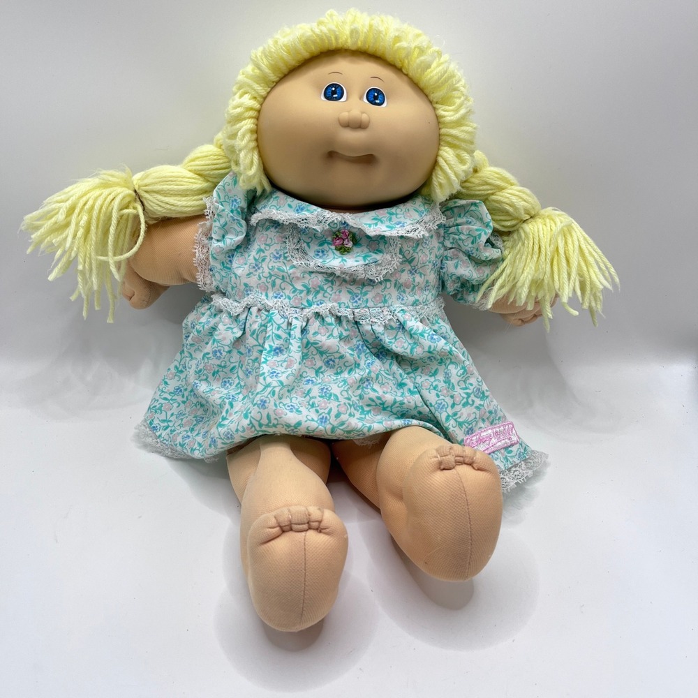 Vintage 1982 Cabbage Patch Kids Doll Yellow Yarn Hair Blue Floral Dress Coleco
